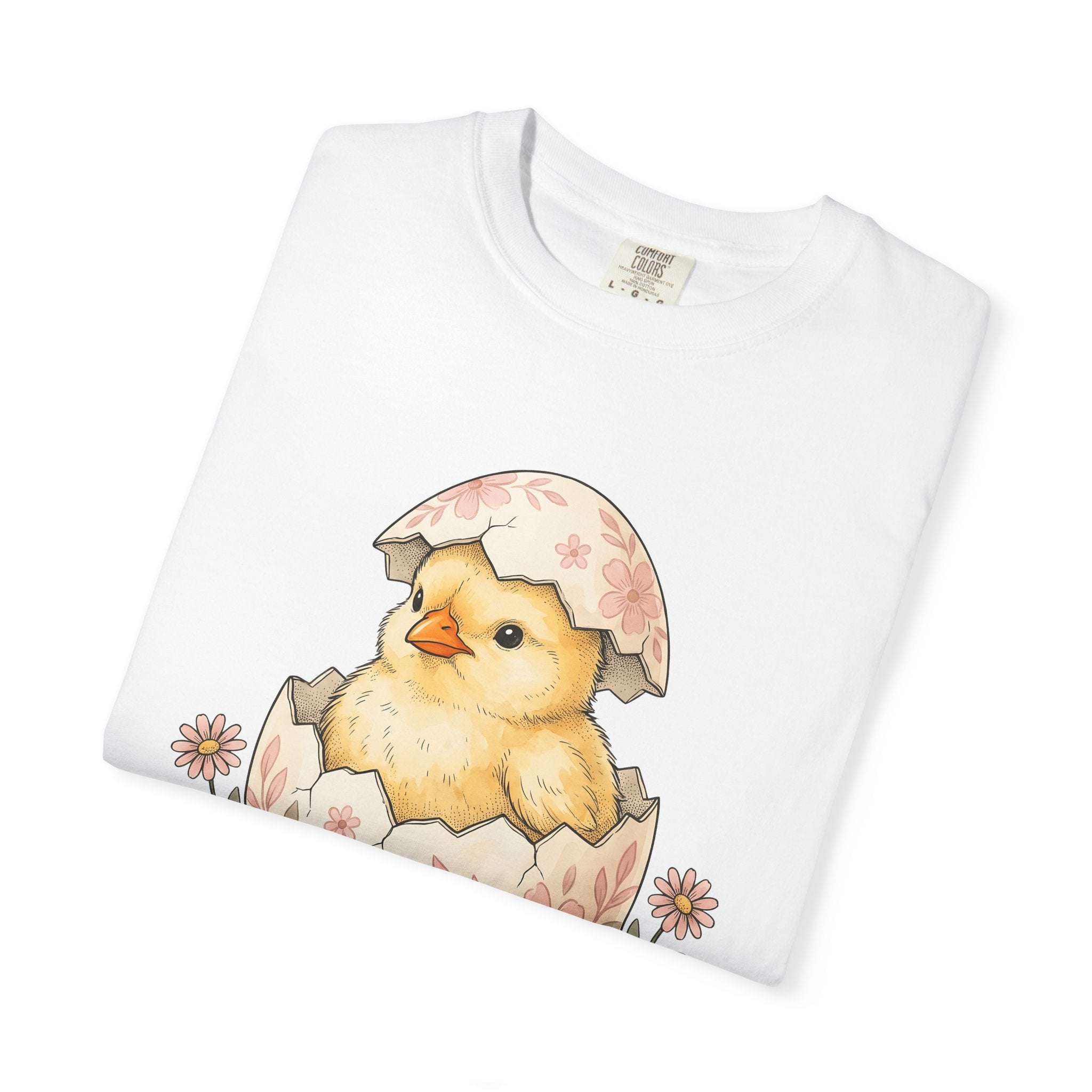 Newborn Chick Shell Shirt Easter Garden Gift Women Adorable Tee Baby Chick T-Shirt Easter Fan Chick Tshirt Garden Graphic Sketch Blossoms