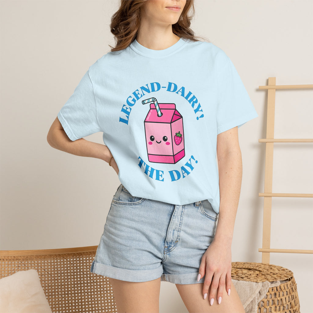 Strawberry Milk Box Shirt Drinks Snacks Gift Women Cute Tee Milk Carton T-Shirt Beverage Fan Milkbox Graphic Cute Tshirt Comic Happy Face
