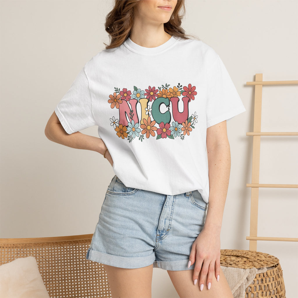 Floral Letters Shirt Nurse Hospital Gift Women Boho Tee Alphabet T-Shirt Nursing Enthusiast Bohemian Tshirt Medical Graphic Retro Daisies