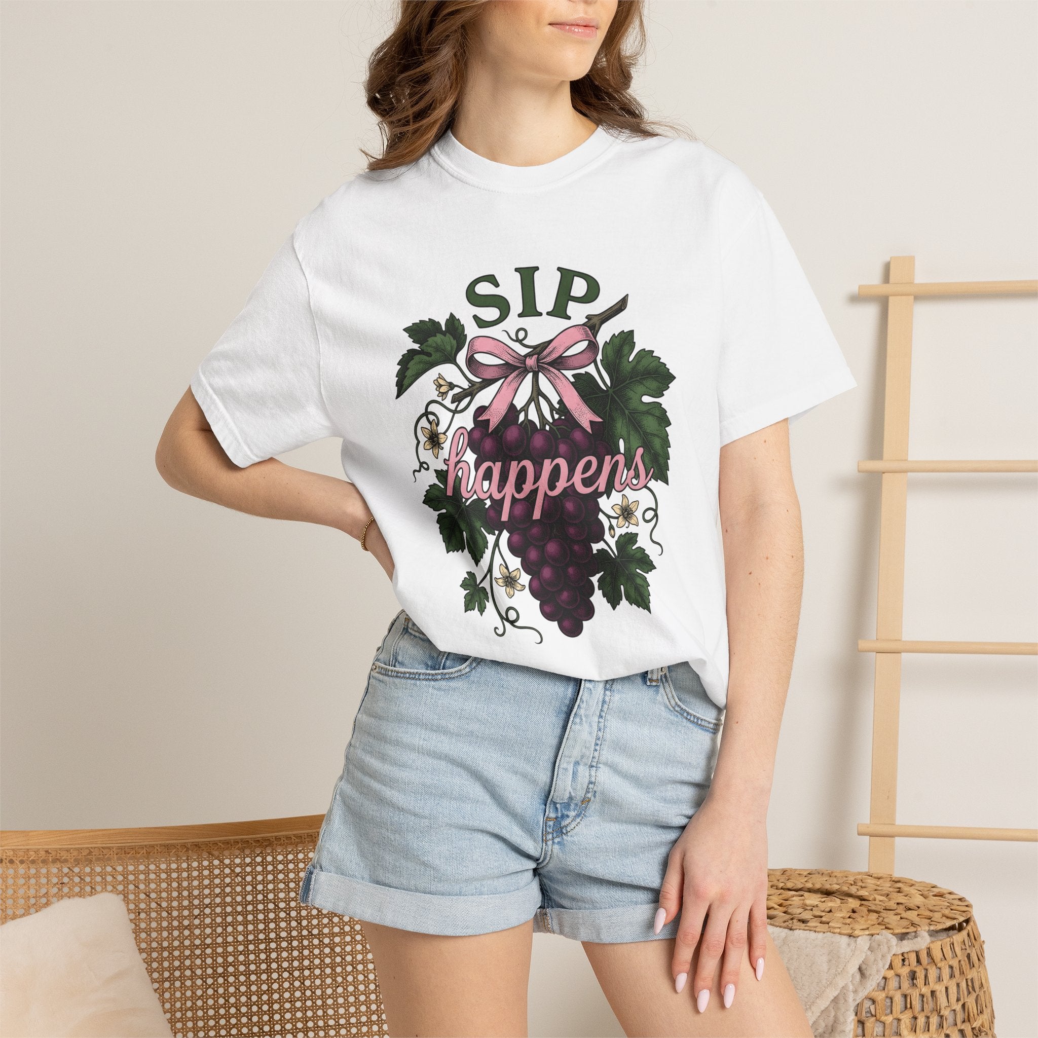 Fruit Grapes Shirt Drinks Drink Gift Women Old School Tee Grape T-Shirt Beverage Fan Wine Tshirt Drink Graphic Line Art Tie Tshirt