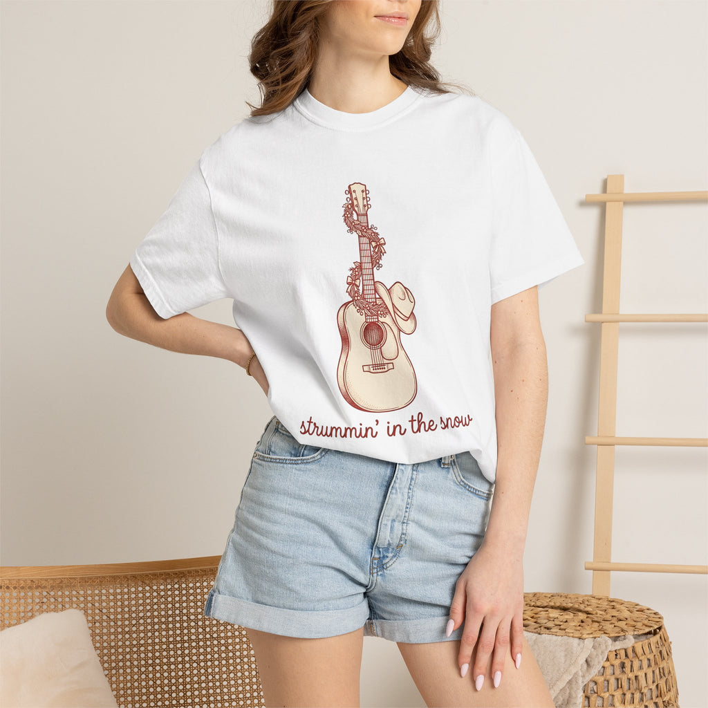 Guitar Wreath Shirt Christmas Music Gift Women Hand Drawn Tee Wreath T-Shirt Xmas Fan Illustrated Tshirt Musical Graphic Vintage Cowboy Hat