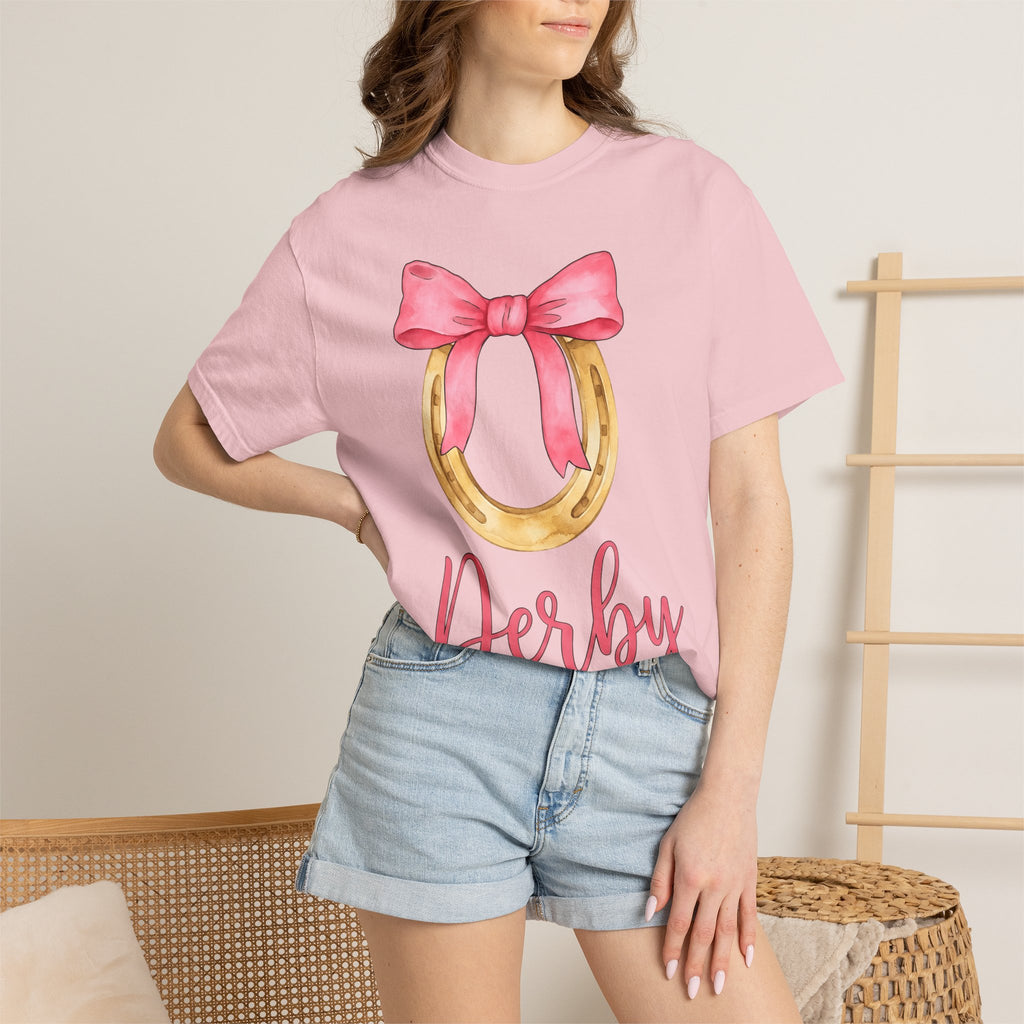 Horseshoe Bow Shirt Derby Racing Gift Women Artistic Tee Horseshoe T-Shirt Racetrack Fan Artistic Tshirt Racing Graphic Outline Band Tshirt