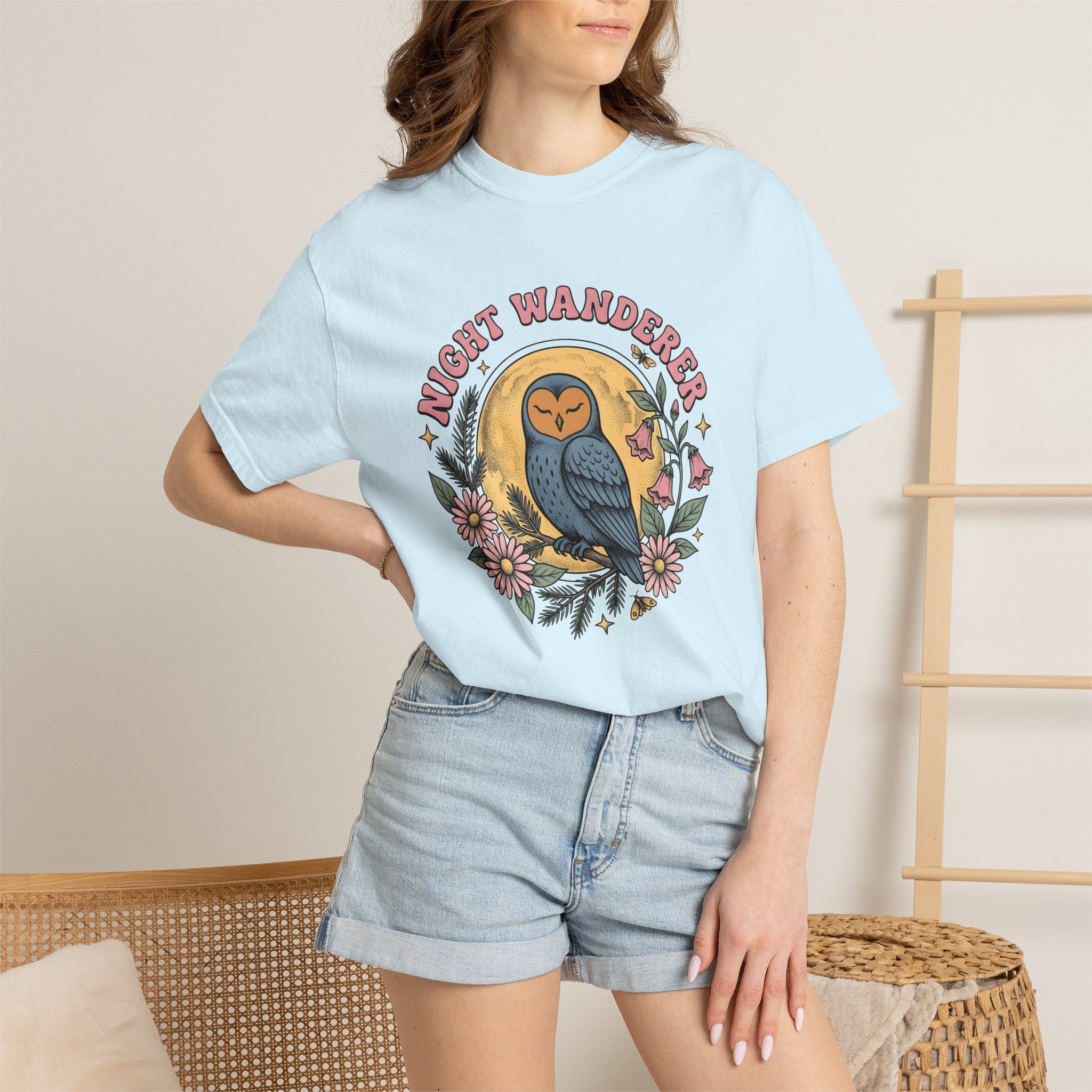 Owl Night Shirt Boho Chic Wilderness Gift Women Classic Tee Owl T-Shirt Hippie Fan Retro Tshirt Nature Graphic Doodle Garden Blooms Tshirt