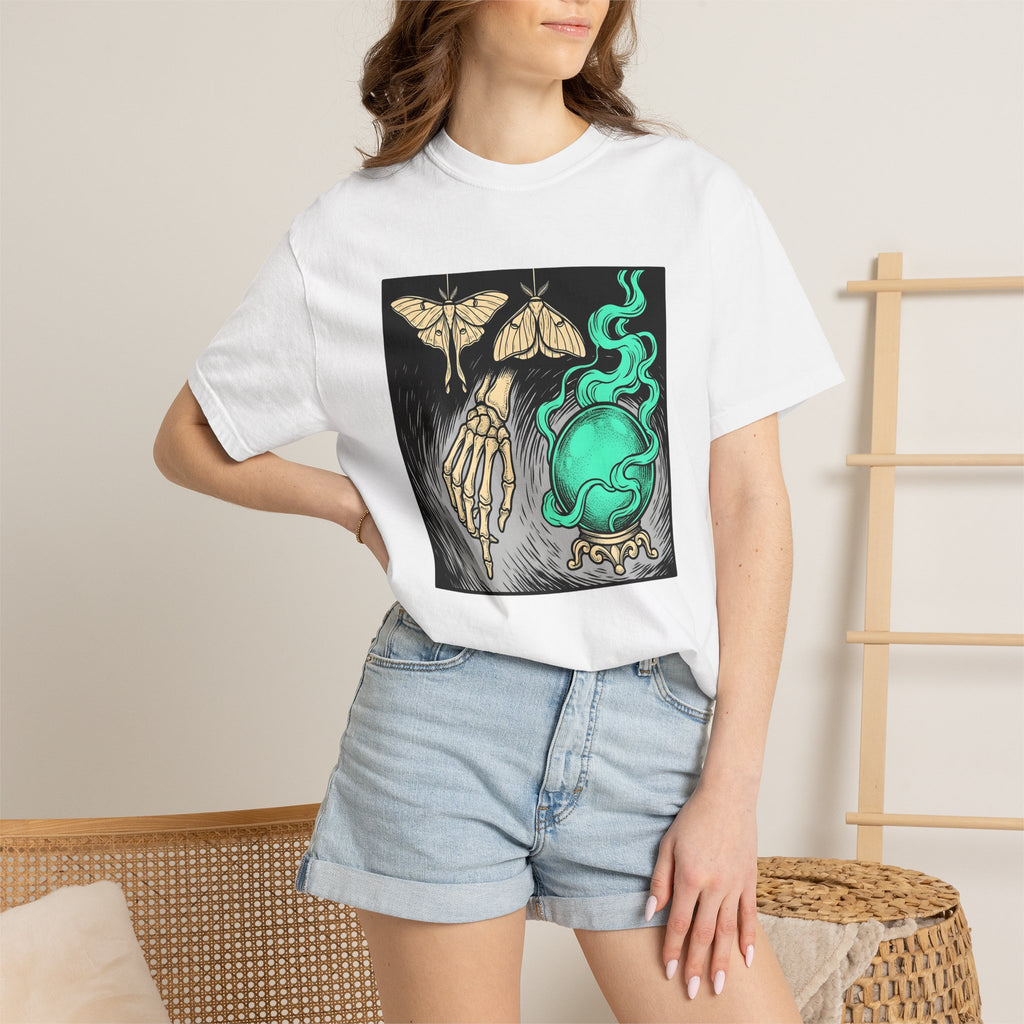 Bony Hand Shirt Halloween Pagan Gift Women Horror Tee Skeleton Hand T-Shirt Halloween Fan Spooky Tshirt Occult Graphic Old School Fortune