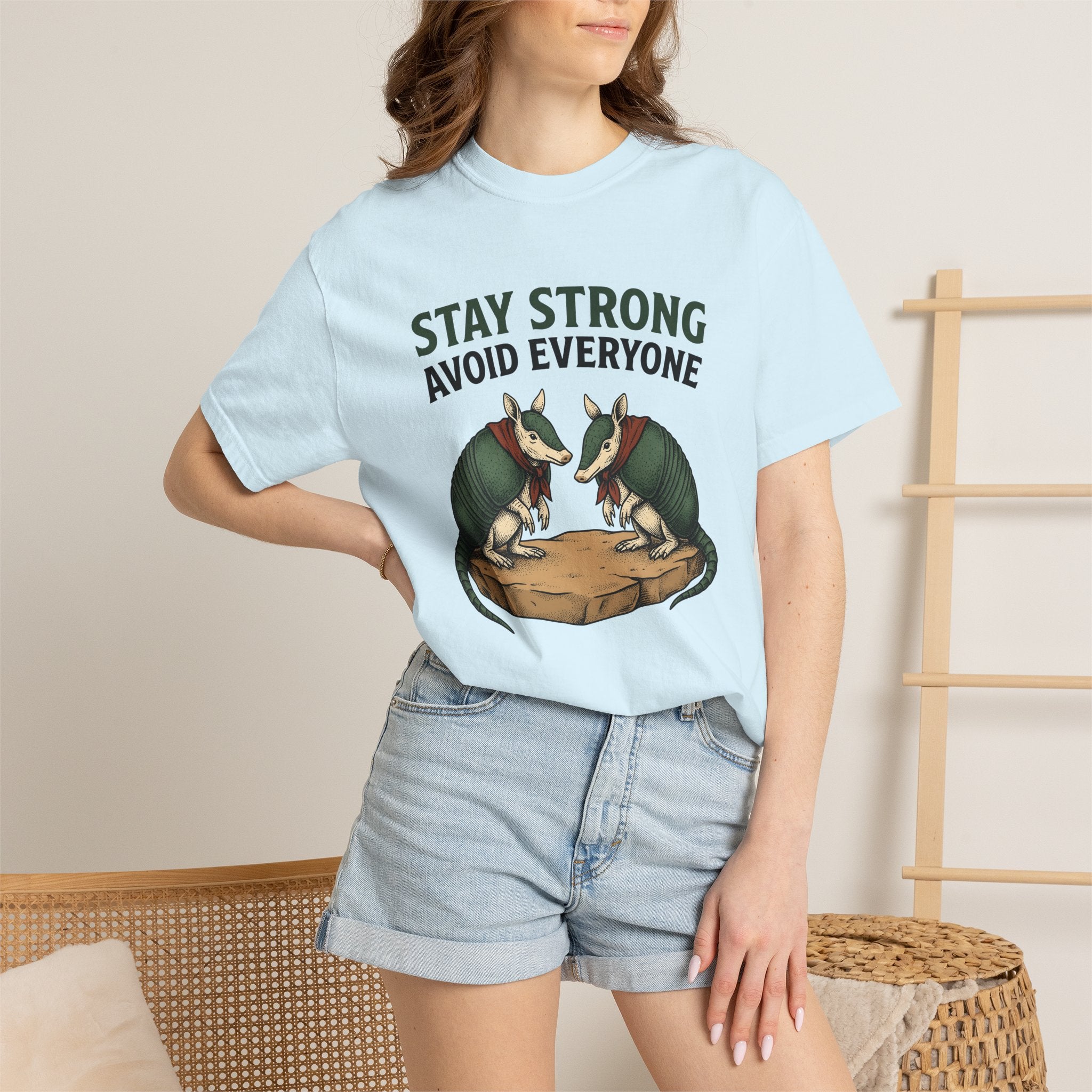 Armadillo Illustration Shirt Boho Chic Wildlife Gift Women Retro Tee Armadillo T-Shirt Bohemian Fan Vintage Tshirt Wildlife Graphic Sketch