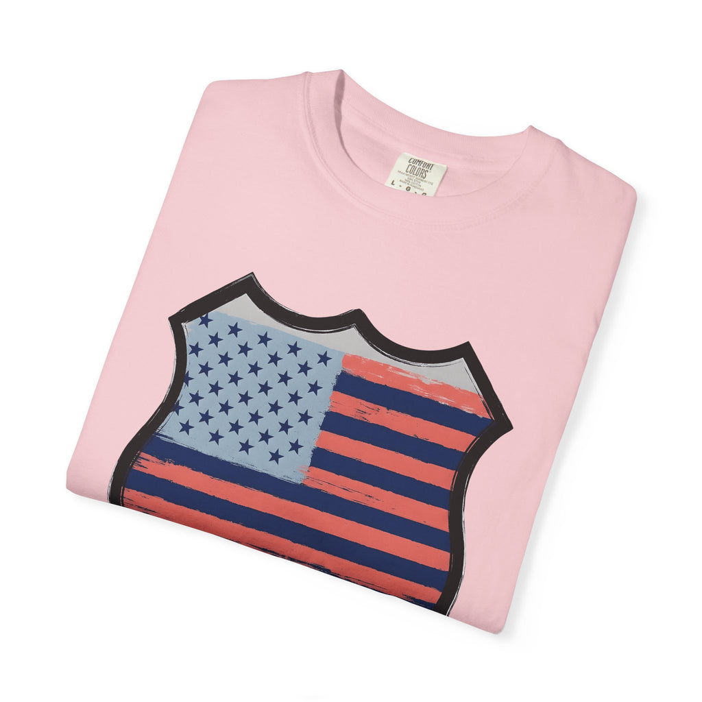 American Flag Badge Shirt America Patriotic Gift Women Distressed Tee Badge T-Shirt American Fan Patriotic Graphic Vintage Stars Tshirt