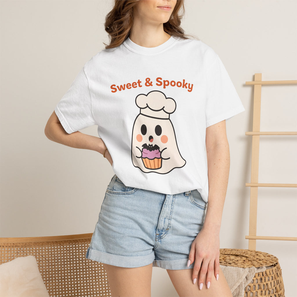 Spooky Baker Shirt Halloween Pastry Gift Women Cute Tee Baker T-Shirt Horror Fan Creepy Tshirt Bakery Graphic Comic Muffin Tshirt
