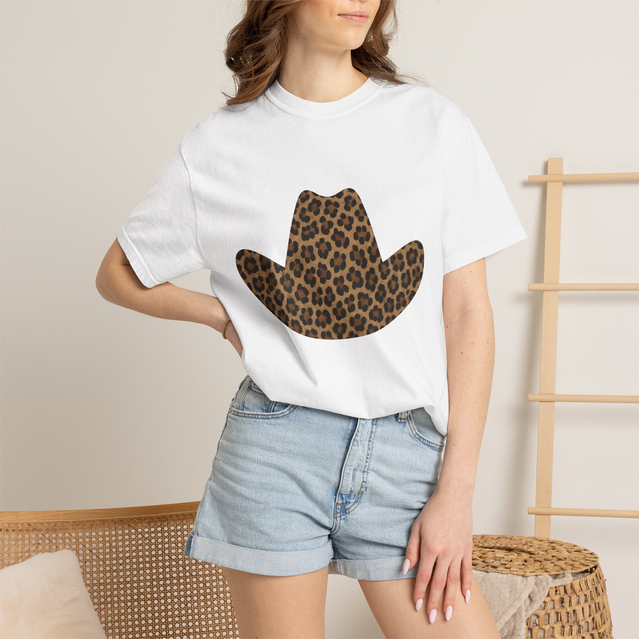 Spotted Cowboy Hat Shirt Animal Print Rustic Gift Women Graphic Tee Cowboy Hat T-Shirt Leopard Fan Graphic Tshirt Country Design