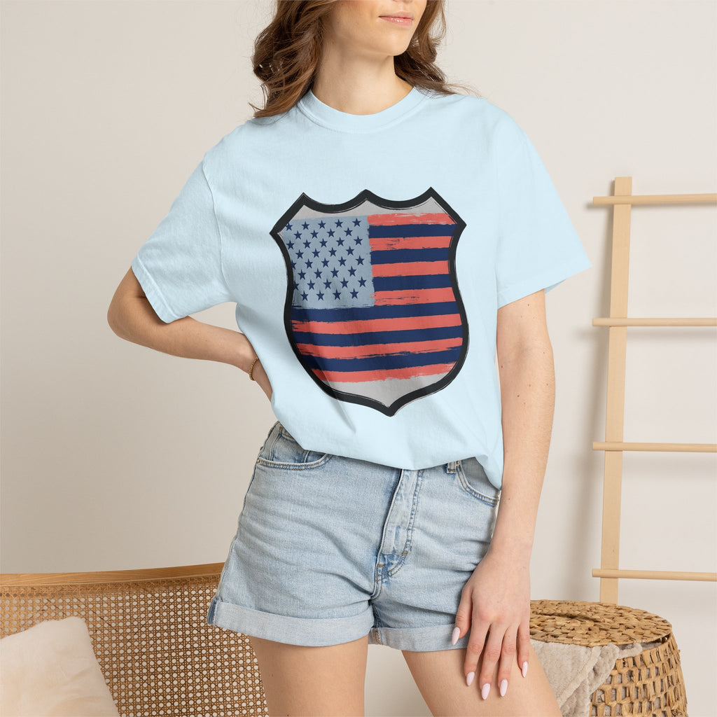 American Flag Badge Shirt America Patriotic Gift Women Distressed Tee Badge T-Shirt American Fan Patriotic Graphic Vintage Stars Tshirt