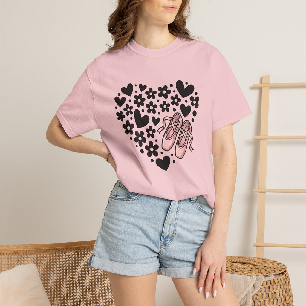 Ballet Shoes Shirt Moms Dance Gift Women Cute Tee Pointe Shoes T-Shirt Mother Enthusiast Adorable Tshirt Dancing Graphic Hand Drawn Heart