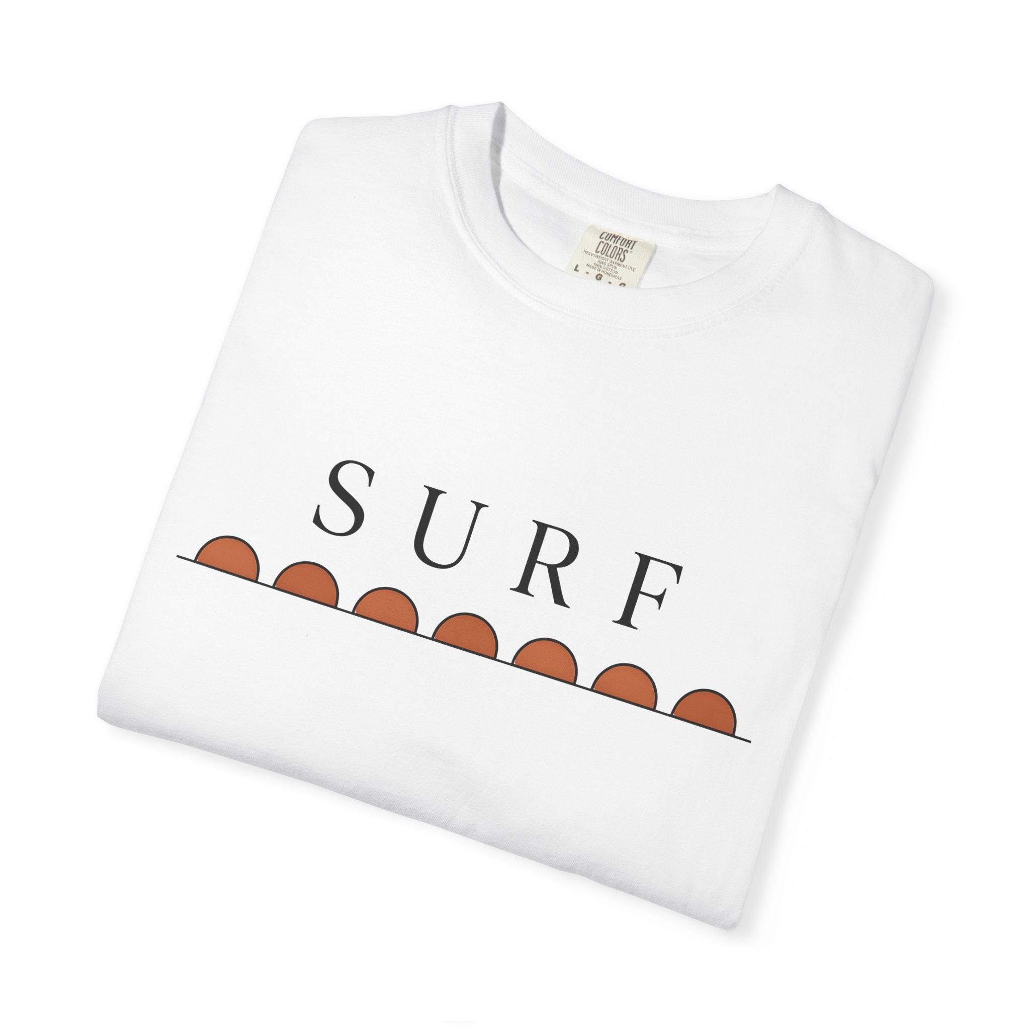 Wave Graphic Shirt Surfing Beach Gift Women Minimalist Tee Wave T-Shirt Surfer Fan Coastal Graphic Design Modern Sunset Tshirt