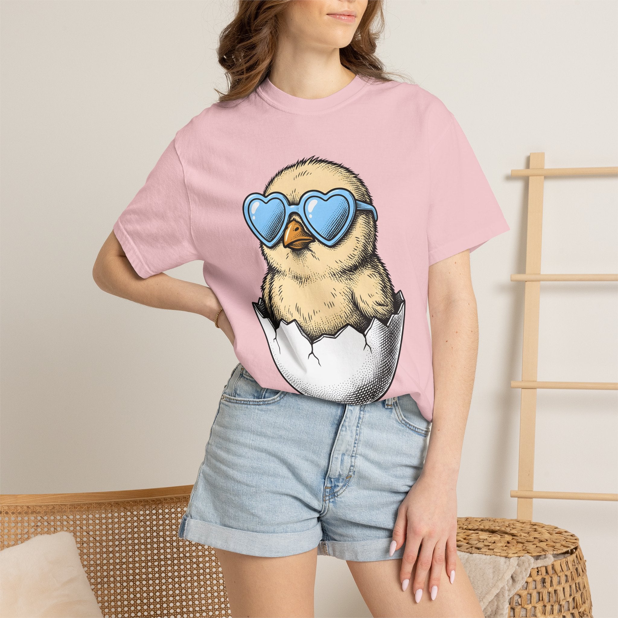 Chick Egg Shirt Easter Spring Gift Women Cartoon Tee Chick T-Shirt Easter Fan Cartoonish Tshirt Floral Graphic Hand Drawn Heart Sunglasses