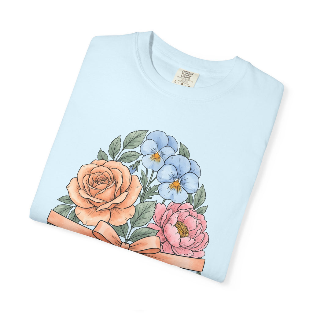 Floral Egg Shirt Easter Flower Gift Women Botanical Tee Easter Egg T-Shirt Easter Fan Botanical Illustration Floral Design Vintage Bow