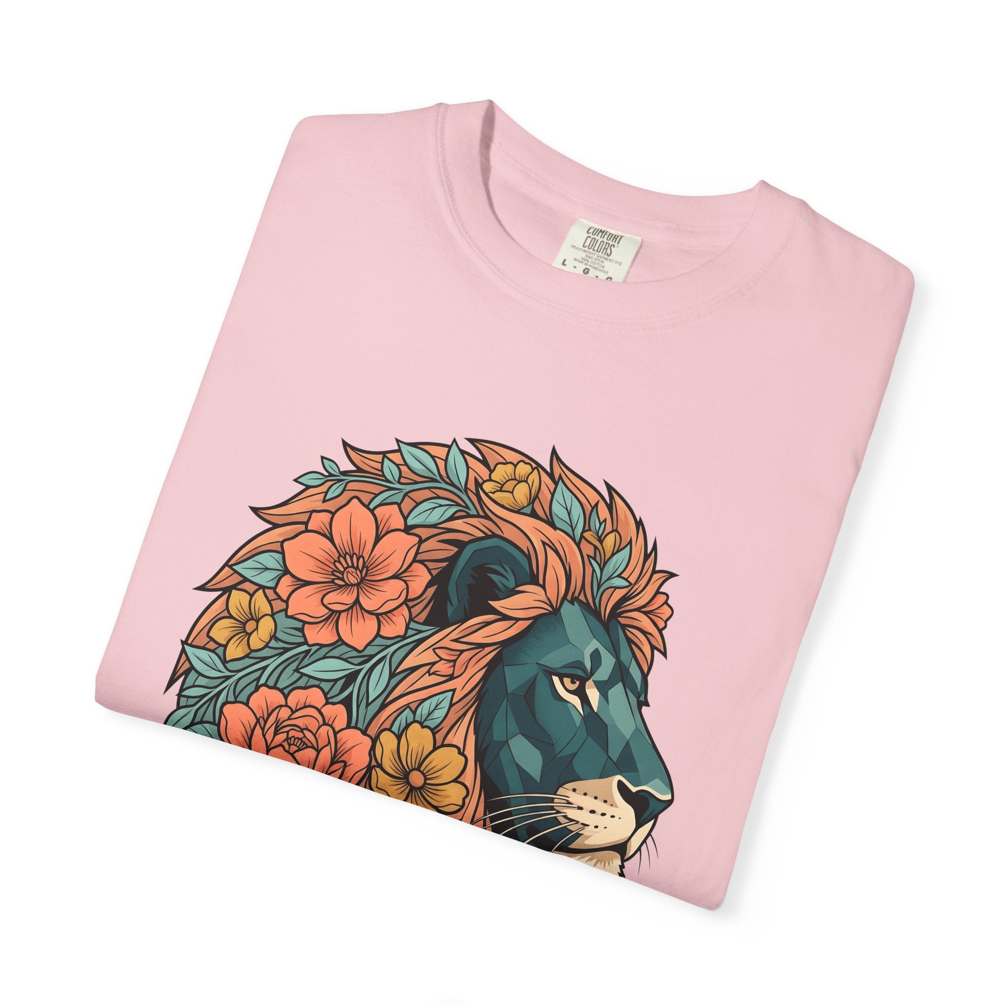 Lion Flower Shirt Animals & Flowers Nature Gift Women Traditional Tattoo Tee Lion T-Shirt Wildlife Fan Classic Tattoo Tshirt Earth Graphic