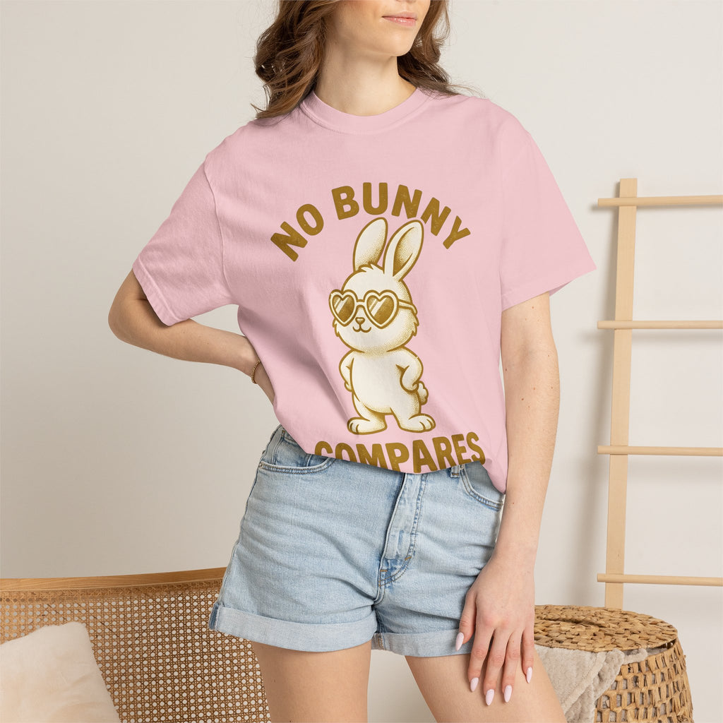 Bunny Sunglasses Shirt Easter Animal Gift Women Cartoon Tee Rabbit T-Shirt Easter Fan Bunny Tshirt Comic Graphic Retro Heart Glasses Tshirt