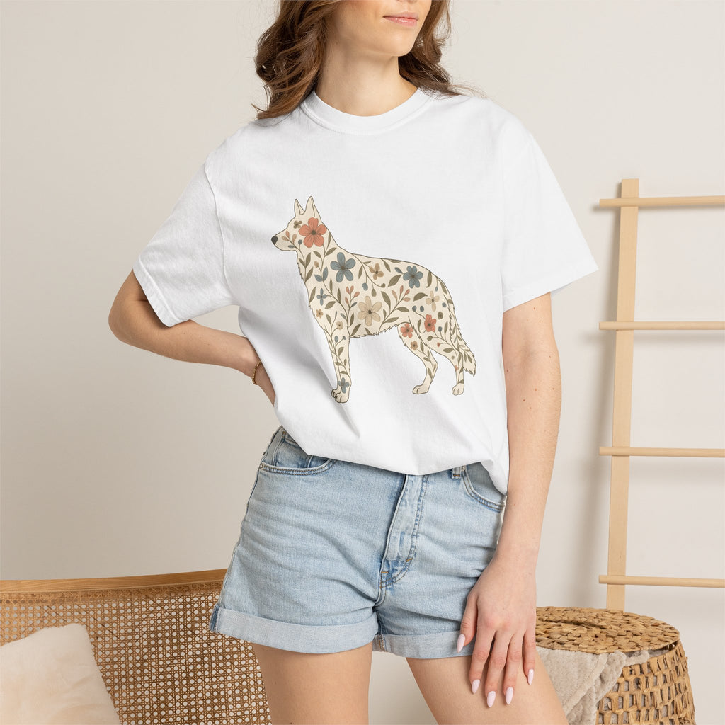 Shepherd Dog German Shirt Dog Petals Gift Women Gypsy Tee Alsatian T-Shirt Dog Fan Bohemian Tshirt Floral Graphic Clean Blossom Tshirt