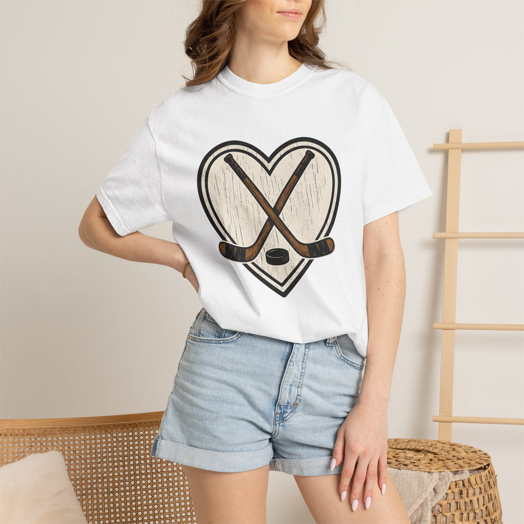 Hockey Sticks Heart Shirt Hockey Mom Competition Gift Women Line Art Tee Hockey Sticks T-Shirt Hockey Parent Fan Minimalist Tshirt