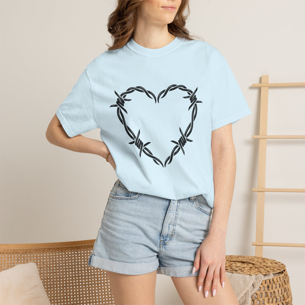 Spiked Wire Heart Shirt Cowgirl Cowboy Gift Women Heavy Tee Barbed Heart T-Shirt Rodeo Fan Grunge Tshirt Cowboy Graphic Clean Braided Wire
