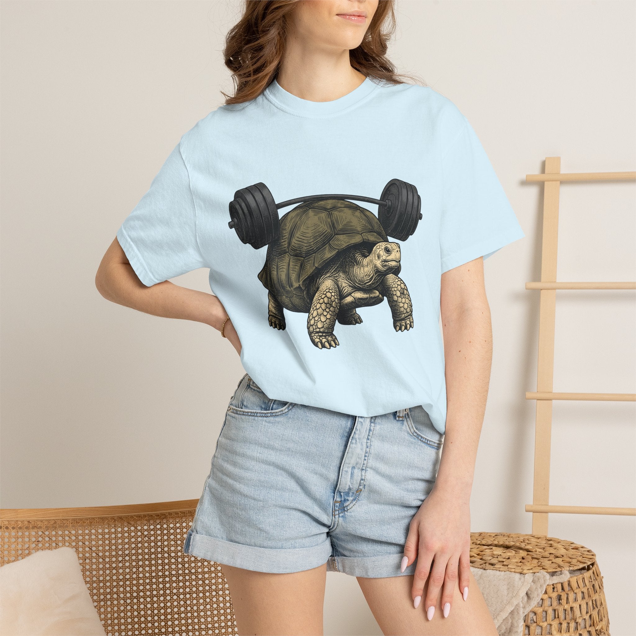 Tortoise Barbell Shirt Animals Fitness Gift Women Vintage Tee Dumbbell T-Shirt Pet Enthusiast Retro Tshirt Fitness Graphic Hand Drawn
