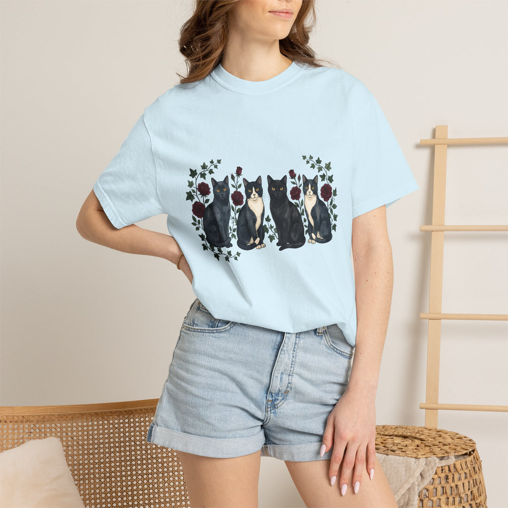 Black Cats Shirt Cat Flowers Gift Women Watercolor Tee Kitties T-Shirt Cat Fan Feline Tshirt Floral Graphic Retro Red Roses Tshirt