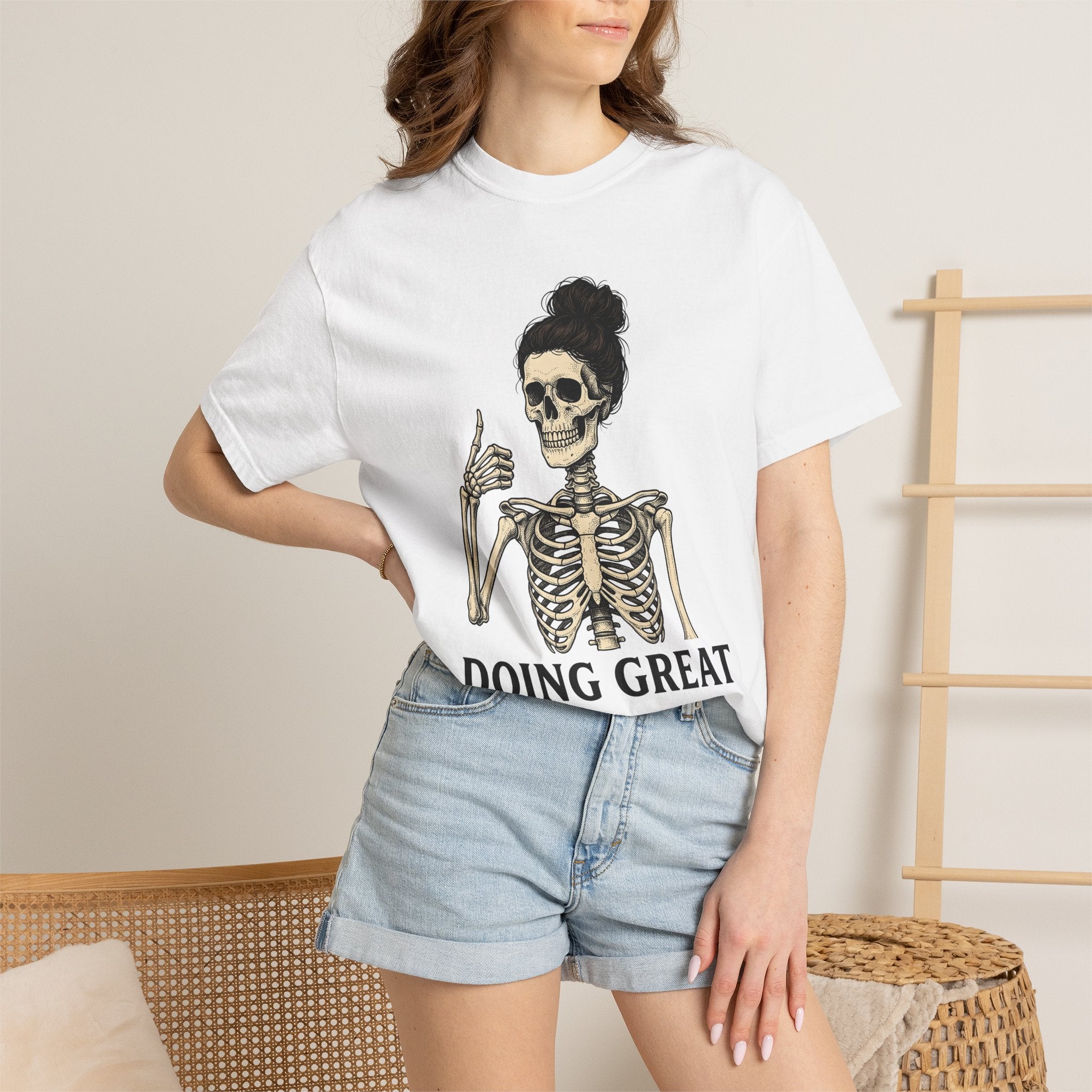 Bony Woman Shirt Moms Comedy Gift Women Antique Tee Skinny Woman T-Shirt Mother Fan Vintage Tshirt Humor Graphic Line Art Messy Hair Tshirt