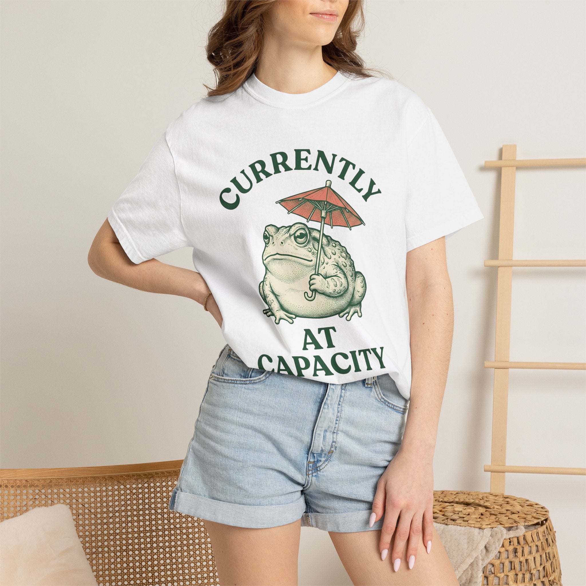 Frog Umbrella Shirt Funny Wildlife Gift Women Retro Tee Toad T-Shirt Comedy Fan Amphibian Graphic Sketch Umbrella Tshirt