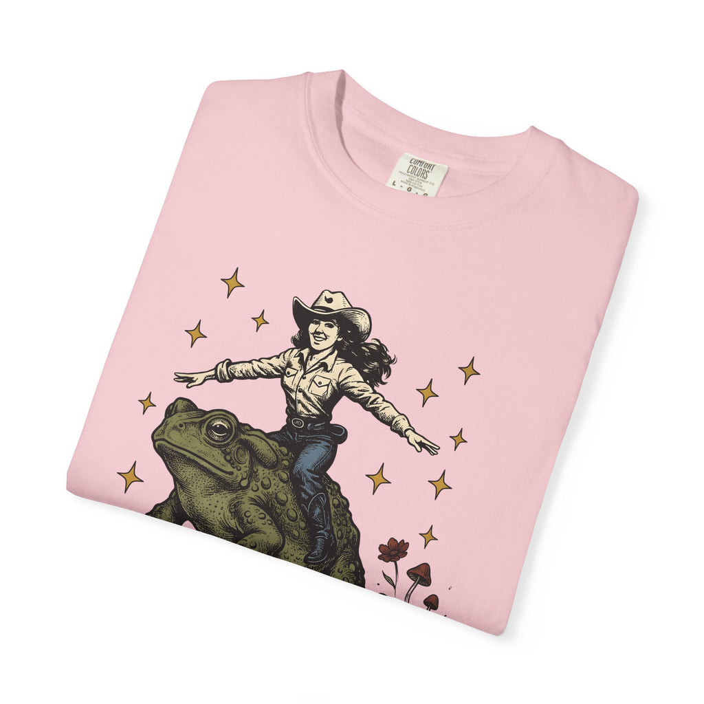 Cowgirl Riding Frog Shirt Cowgirl Western Gift Women Vintage Tee Rodeo T-Shirt Cowboy Fan Retro Tshirt Country Graphic Hand Drawn