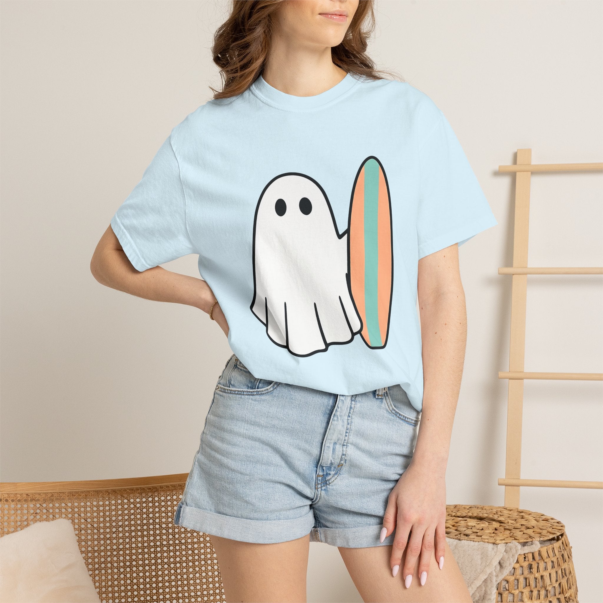 Ghost Wave Shirt Surfing Shore Gift Women Simple Tee Spectral T-Shirt Surfer Fan Coastal Graphic Tshirt Vintage Board Tshirt