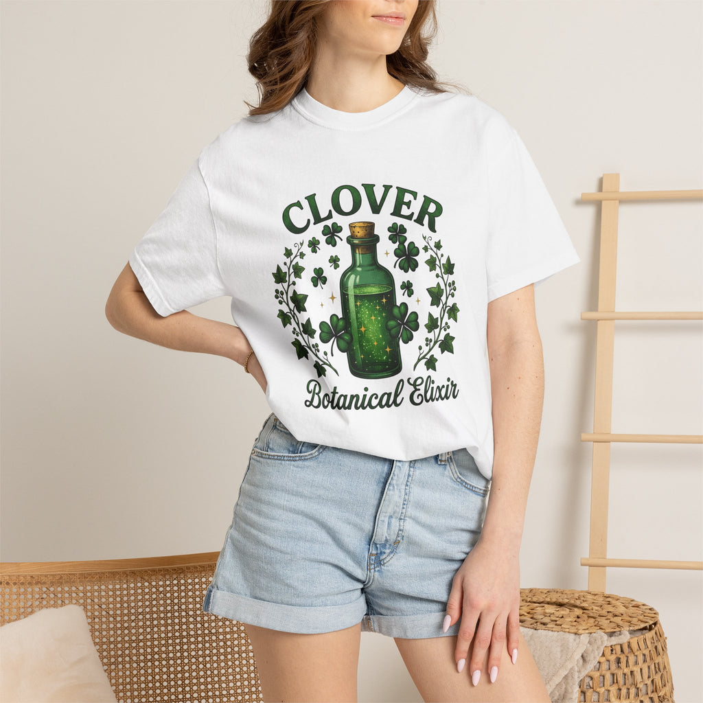 Lucky Potion Bottle Shirt St Patrick's Day Flora Gift Women Antique Tee Potion Bottle T-Shirt Shamrock Fan Vintage Tshirt Botanical Graphic