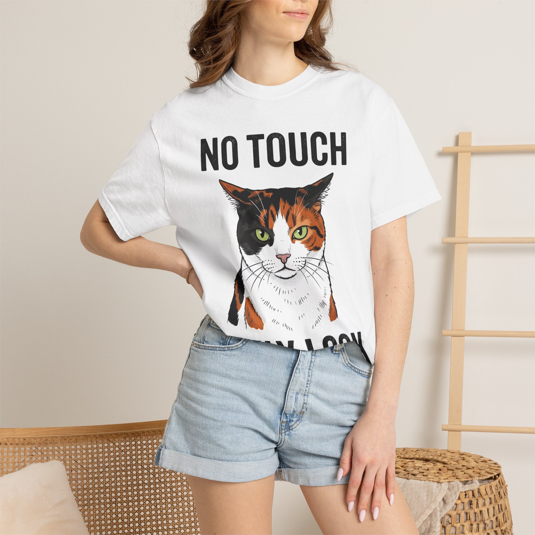 Calico Puss Shirt Cat Satire Gift Women Outline Tee Cat T-Shirt Cat Fan Outline Tshirt Parody Graphic Old School Heavy Type Tshirt