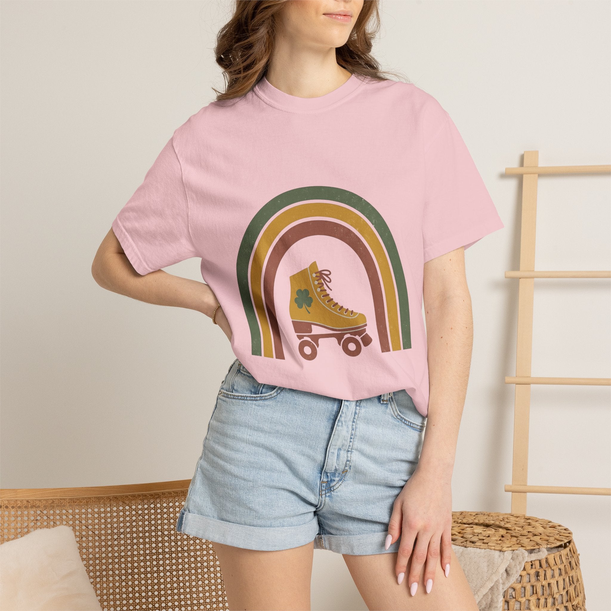 Roller Skate Shirt St Patrick's Day Rollerblading Gift Women Retro Tee Skateboard T-Shirt Shamrock Fan Vintage Tshirt Inline Skating Graphic