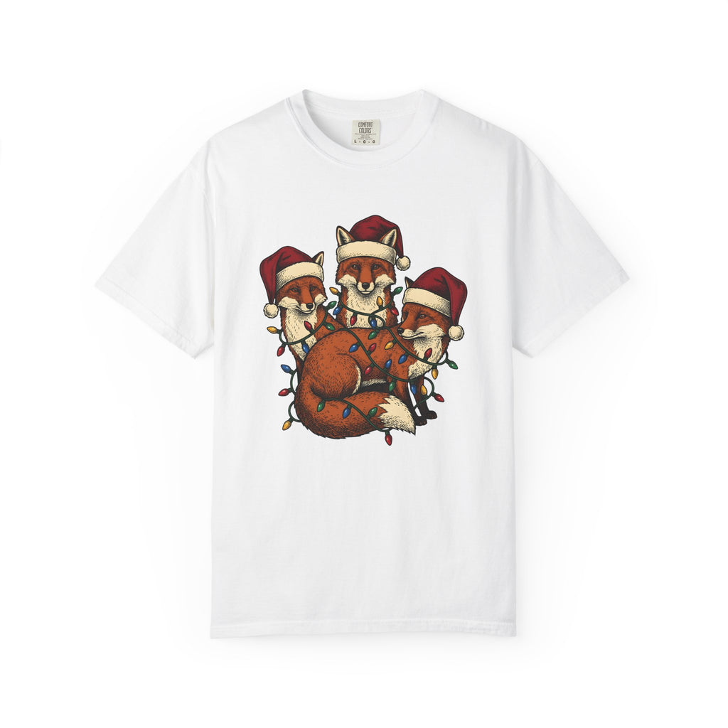 Fox Trio Shirt Christmas Animals Gift Women Hand Drawn Tee Foxes T-Shirt Christmas Fan Fox Illustration Vintage Christmas Lights Tshirt