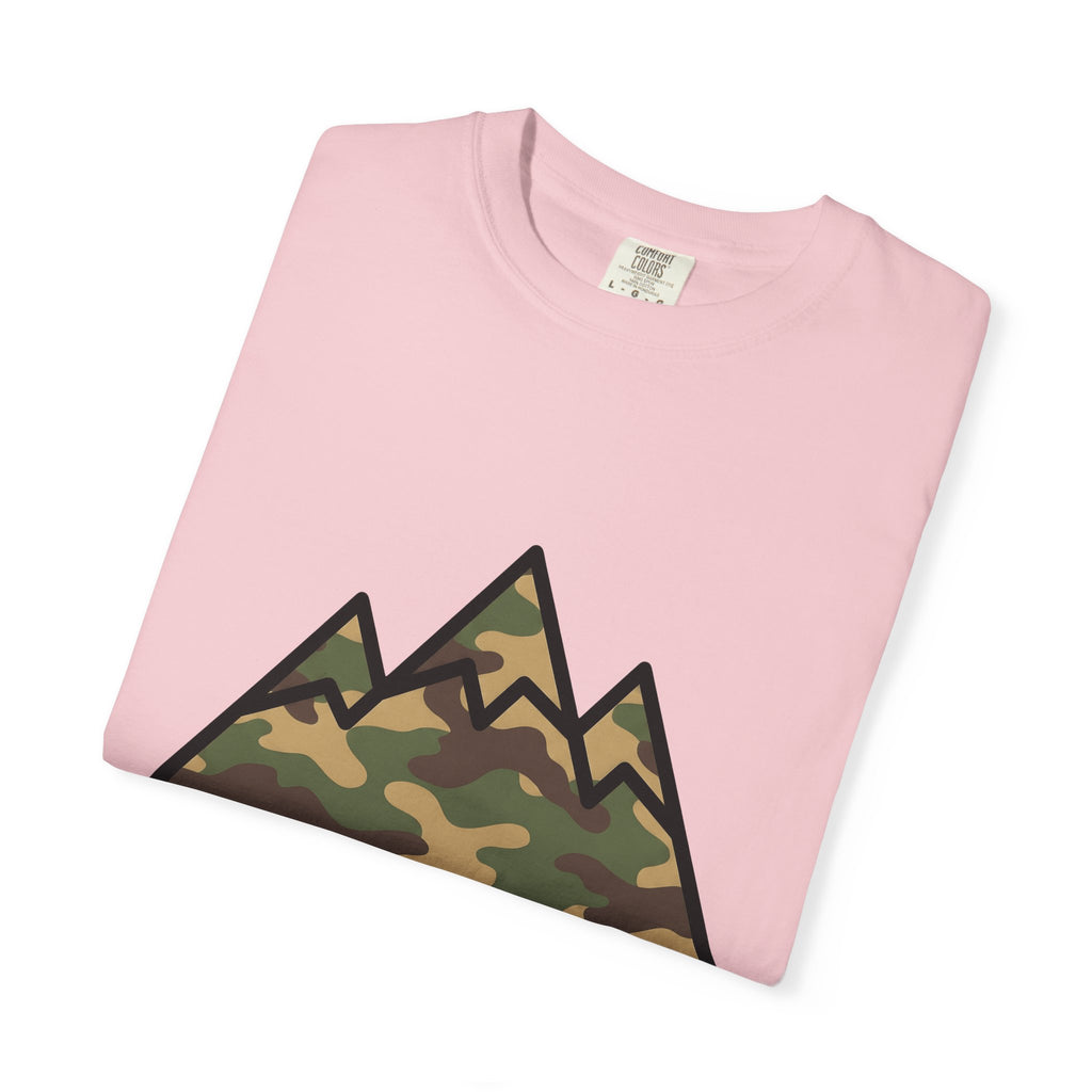 Camouflage Mountain Shirt Moms Outdoors Gift Women Minimalist Tee Mountain Range T-Shirt Motherhood Enthusiast Simple Tshirt Adventure