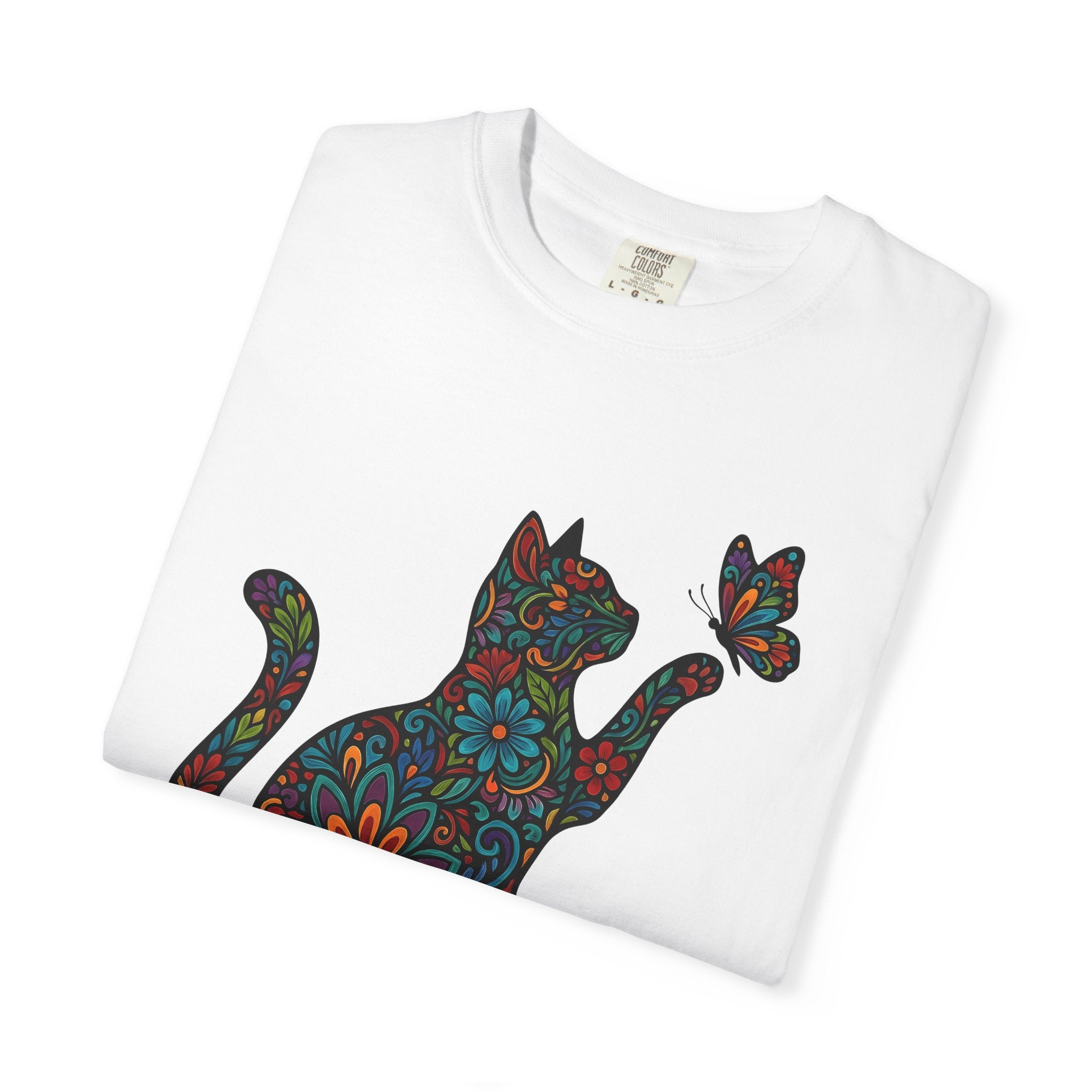 Blossom Kitty Shirt Cat Wildlife Gift Women Rustic Tee Kitten T-Shirt Cat Fan Animal Graphic Wildlife Illustration Cat Enthusiast Rustic