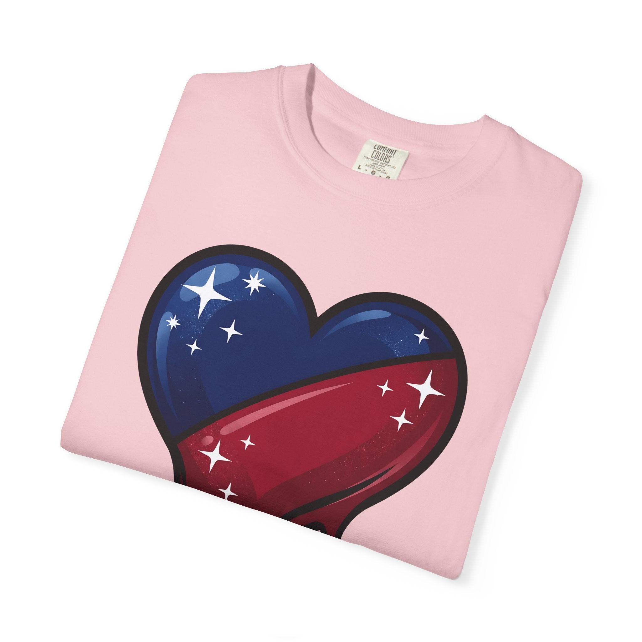 Patriotic Heart Shirt 4th Of July Patriotic Gift Women Bold Graphic Tee Heart T-Shirt Independence Day Enthusiast Graphic Tshirt American