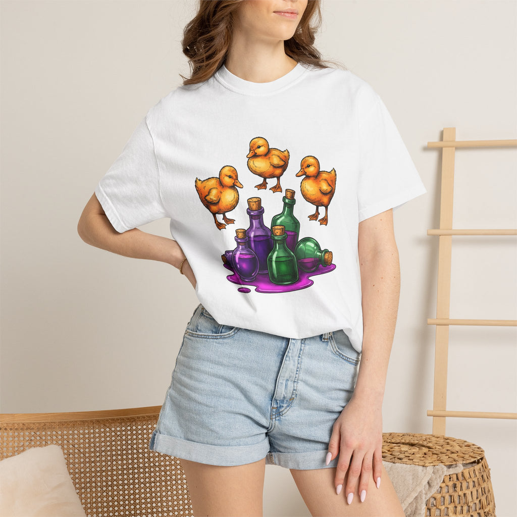 Ducklings Potion Bottles Shirt Halloween Animal Gift Women Hand Drawn Tee Baby Bottles T-Shirt Horror Fan Illustrated Tshirt Creatures