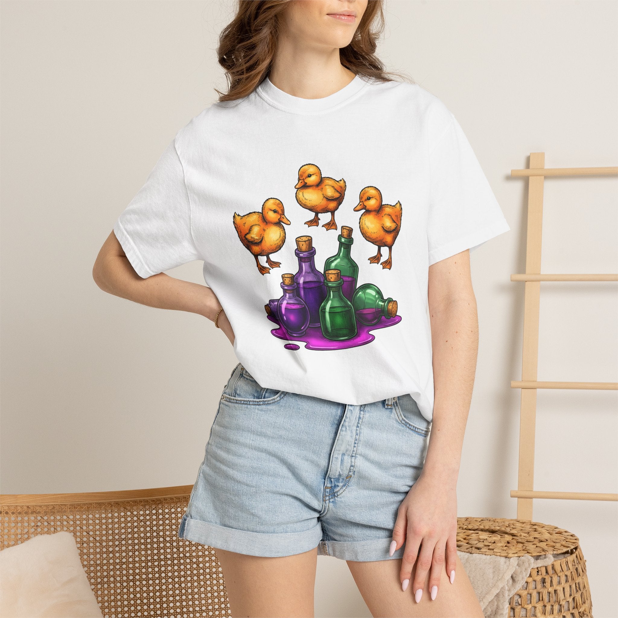 Ducklings Potion Bottles Shirt Halloween Animal Gift Women Hand Drawn Tee Baby Bottles T-Shirt Horror Fan Illustrated Tshirt Creatures