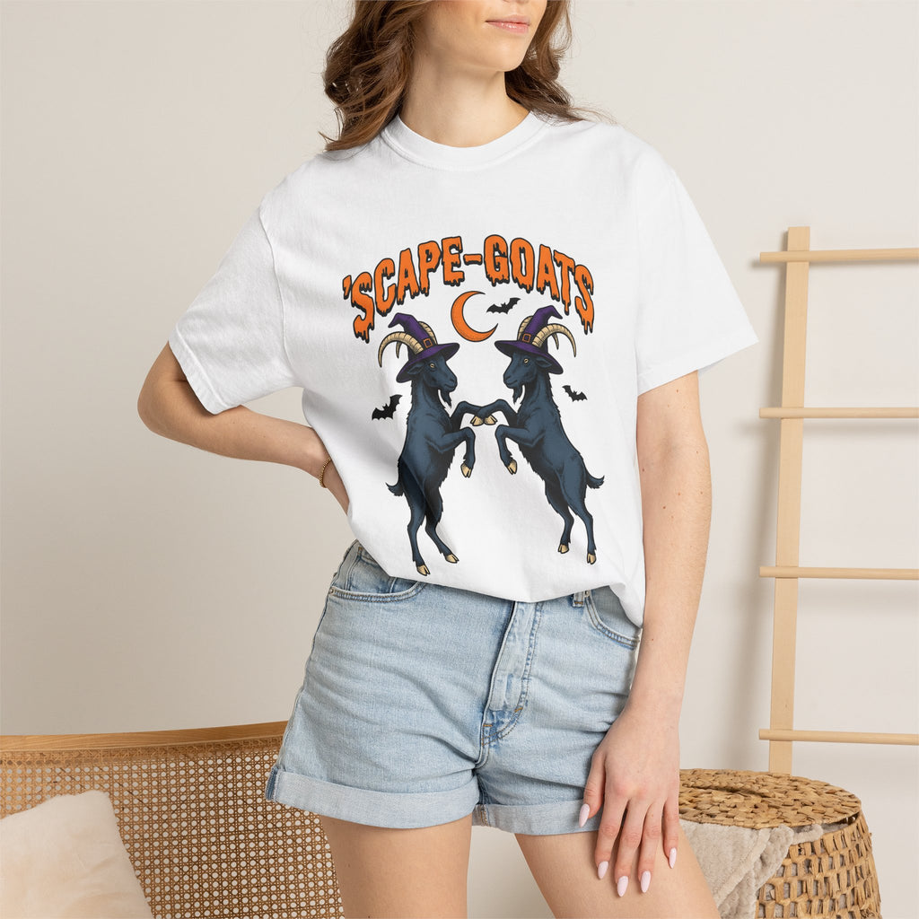 Witch Goats Shirt Halloween Animals Gift Women Spooky Tee Goat T-Shirt Horror Fan Creatures Graphic Tshirt Vintage Crescent Moon Tshirt