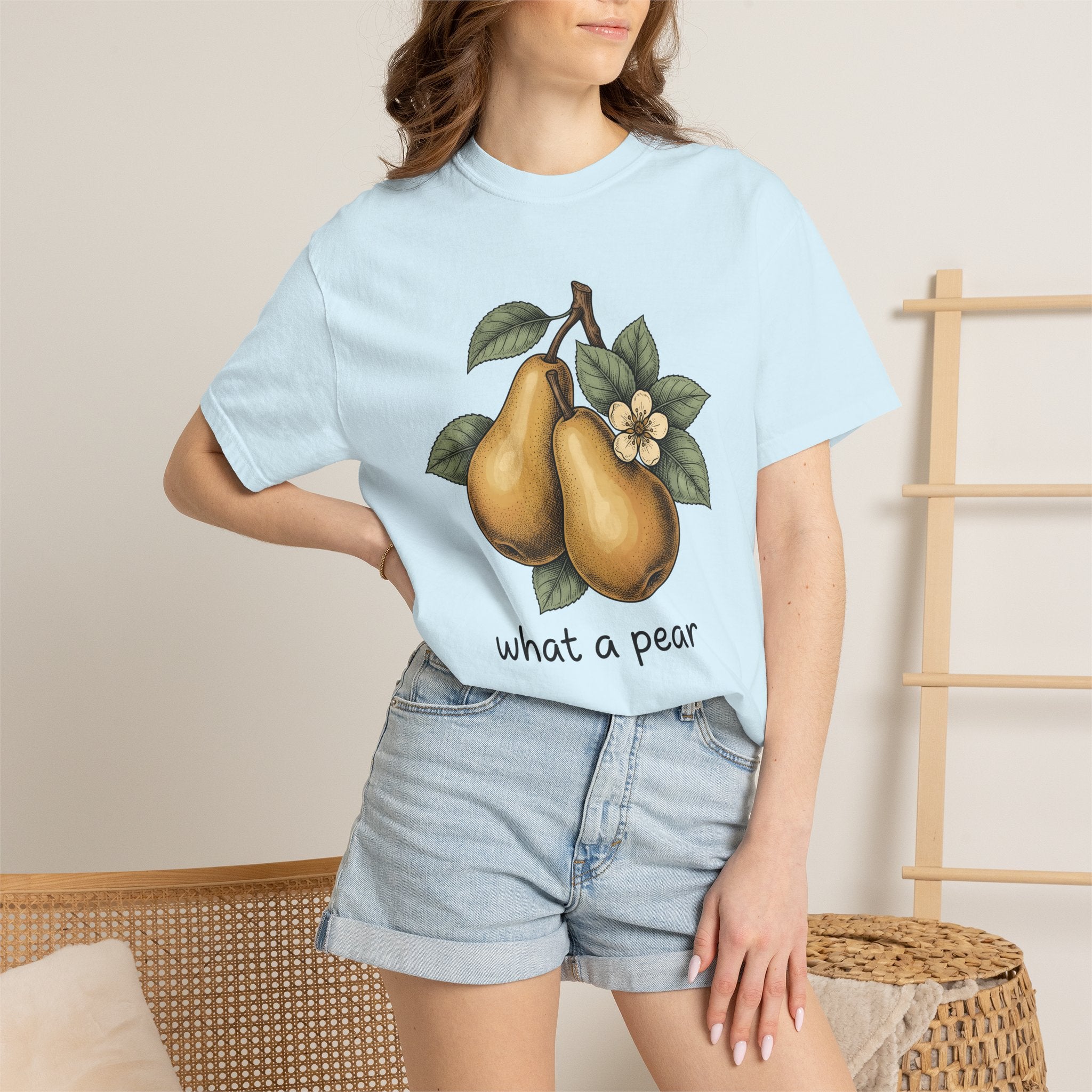 Pear Shirt Fruit Pun Gift Women Botanical Tee Pears T-Shirt Produce Fan Botanical Art Tshirt Punny Graphic Vintage Flower Tshirt