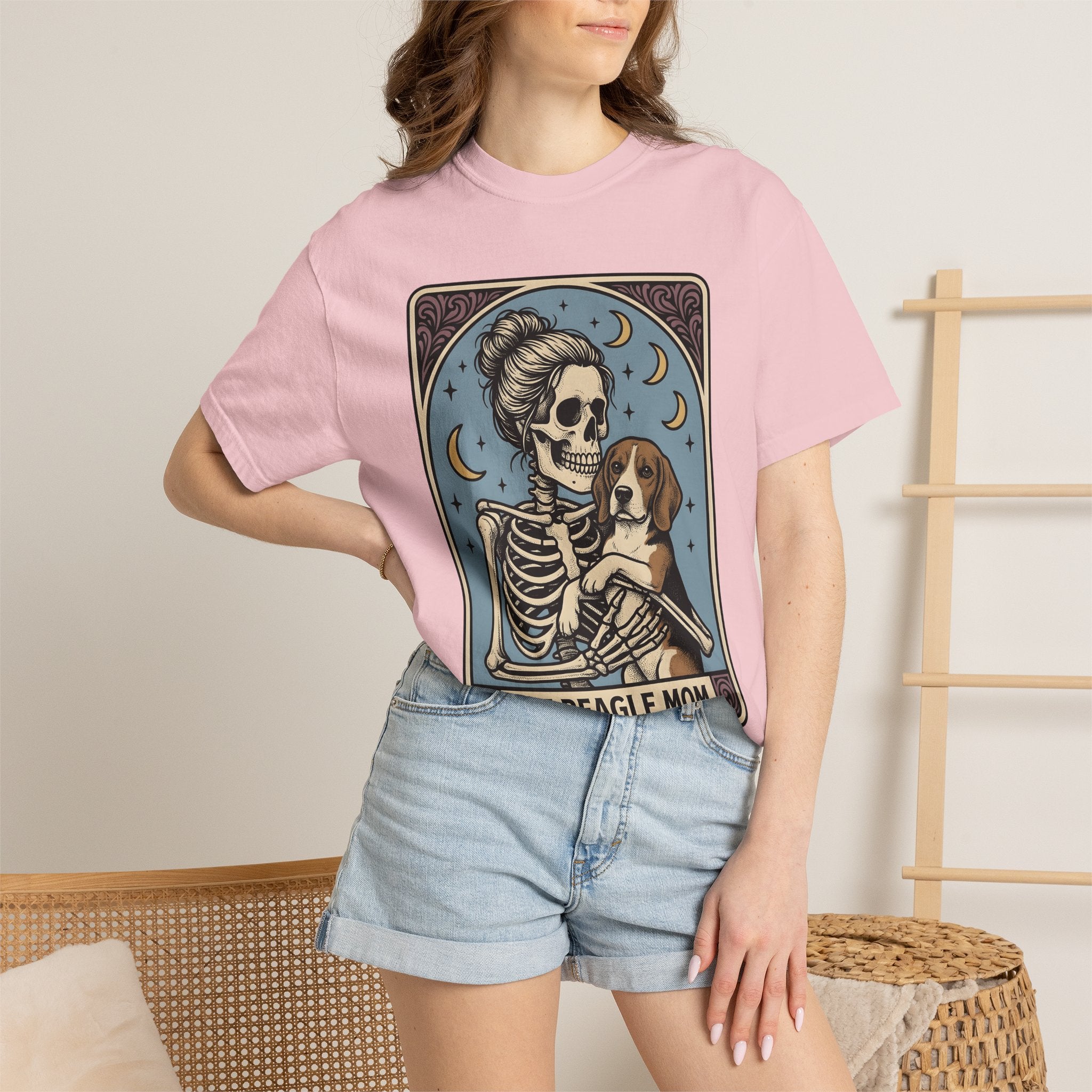 Skeleton Woman Beagle Shirt Halloween Dog Gift Women Vintage Tee Skeleton T-Shirt Horror Fan Retro Tshirt Dog Graphic Hand Drawn Crescent