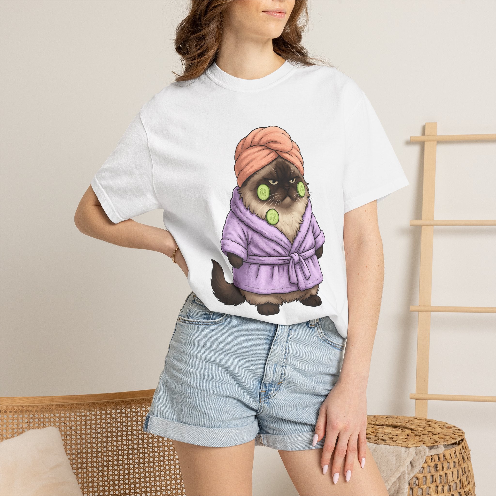 Pampered Cat Shirt Cat Gag Gift Women Animated Tee Kitty T-Shirt Feline Fan Cartoon Tshirt Prank Graphic Manga Bath Wrap Tshirt