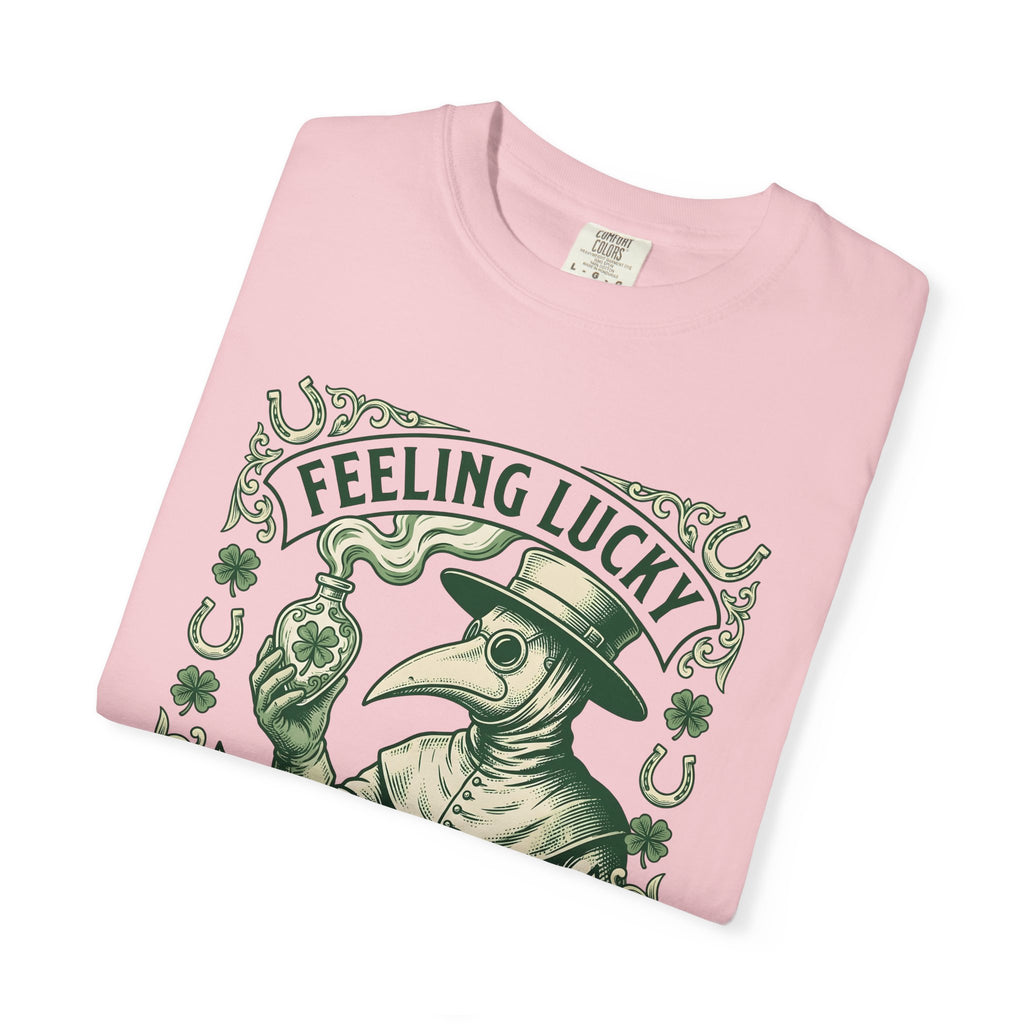 Plague Doctor Shirt St Patrick's Day Occult Gift Women Vintage Tee Doctor T-Shirt Patrick's Day Enthusiast Retro Tshirt Mystical Graphic