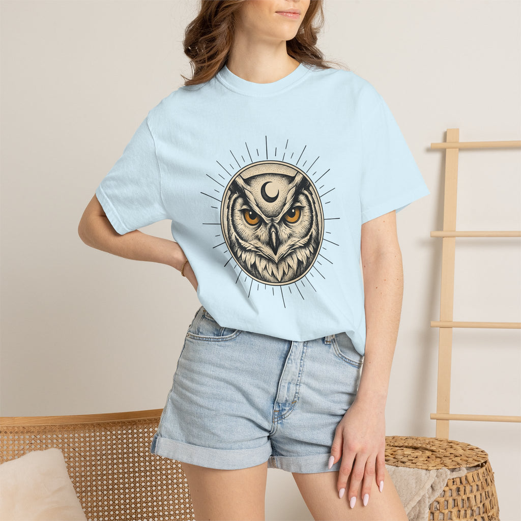Owl Night Shirt Boho Chic Wildlife Gift Women Magical Tee Owl T-Shirt Bohemian Fan Mystical Tshirt Animal Graphic Retro Rays Tshirt