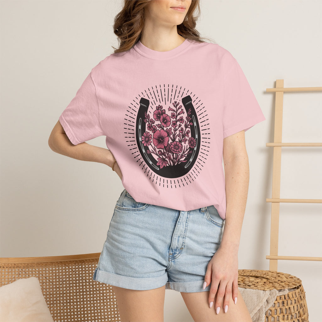 Horse Shoe Floral Shirt Cowgirl Ranch Gift Women Folk Tee Horseshoe T-Shirt Cowboy Fan Horseshoe Graphic Tshirt Distressed Garden Flowers