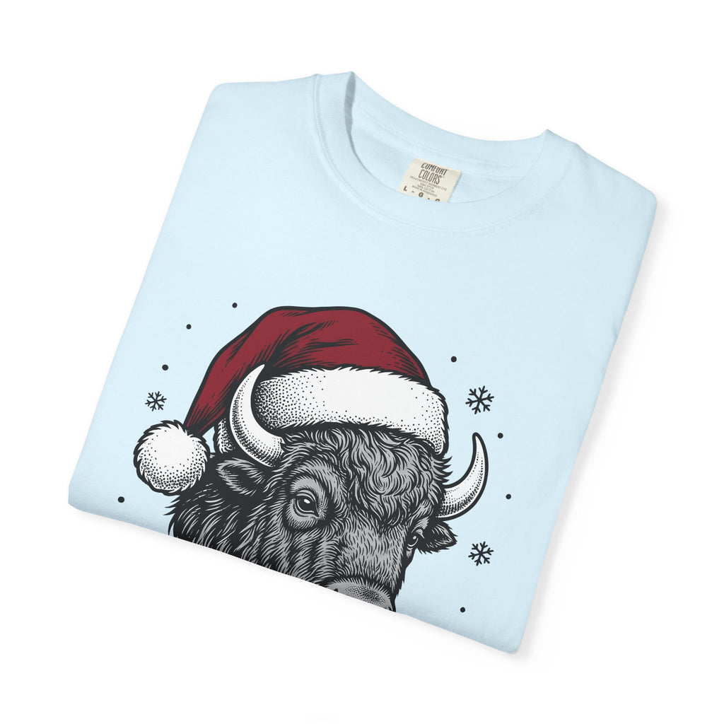 Bison Santa Hat Shirt Christmas Animal Gift Women Hand Drawn Tee Buffalo T-Shirt Xmas Fan Bison Graphic Vintage Snowflakes Tshirt