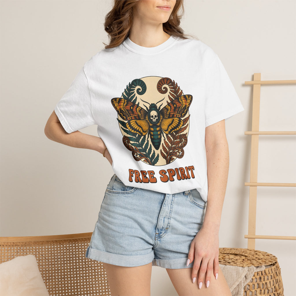Moth Skull Shirt Boho Chic Gothic Gift Women Psychedelic Tee Moth T-Shirt Bohemian Fan Trippy Tshirt Dark Graphic Vintage Fern Leaves Tshirt