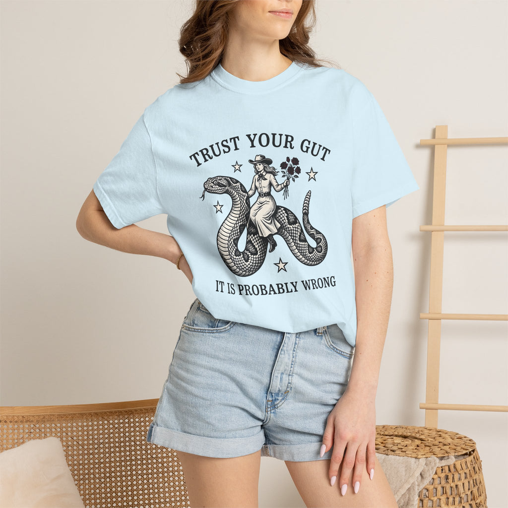 Cowgirl Snake Shirt Cowgirl Western Gift Women Vintage Tee Rattlesnake T-Shirt Rodeo Fan Retro Tshirt Cowboy Graphic Hand Drawn Roses Tshirt