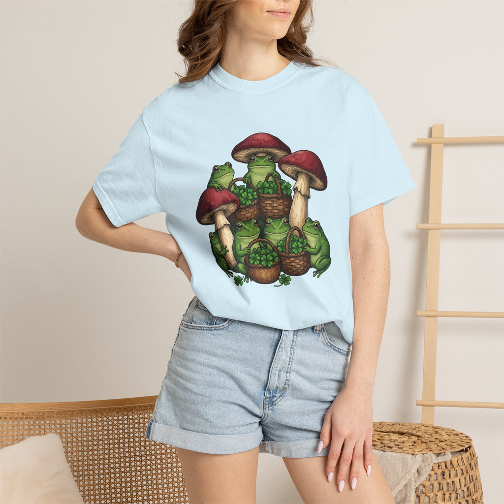 Frog Lucky Leaf Shirt St Patrick's Day Plants Gift Women Cartoon Tee Toad T-Shirt Luck Fan Comic Tshirt Floral Graphic Sketch Cap Mushroom