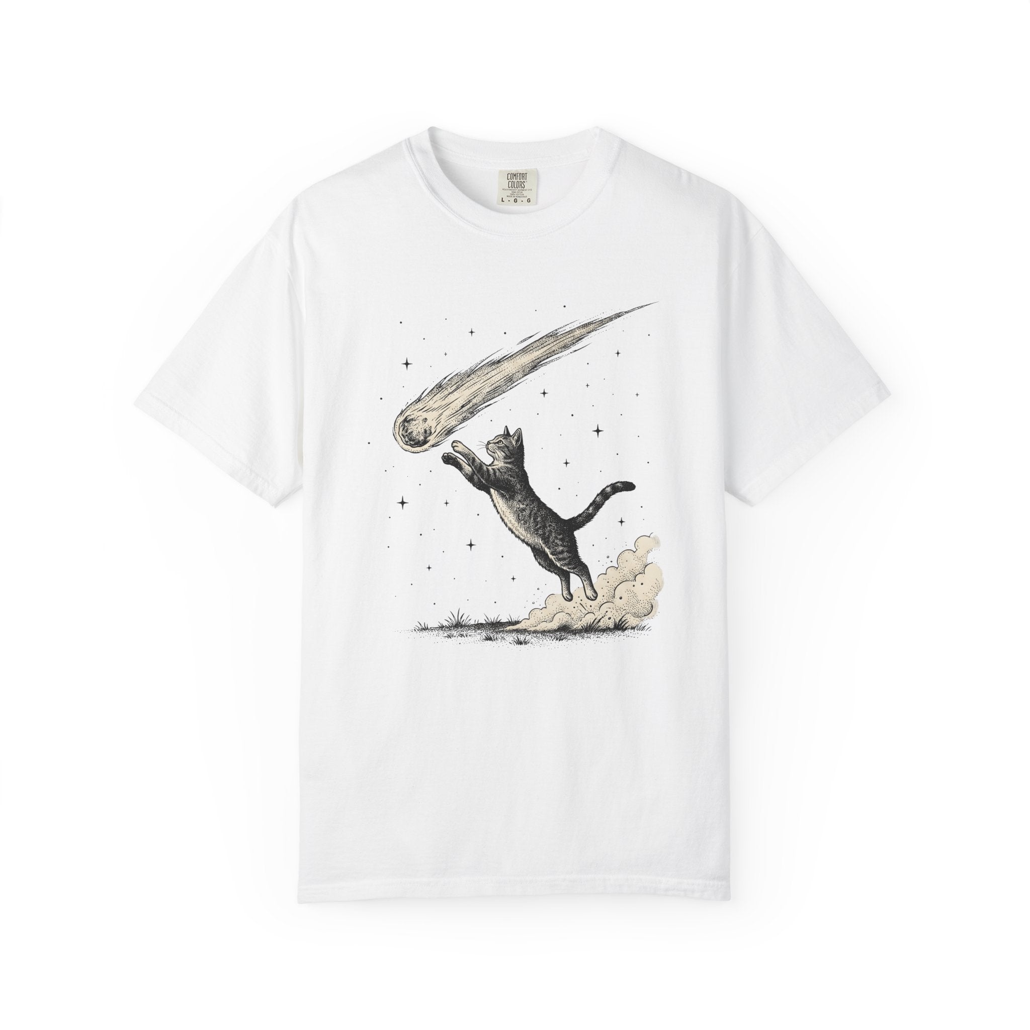 Leaping Cat Shirt Cat Galaxy Gift Women Retro Tee Kitten T-Shirt Cat Fan Feline Tshirt Cosmic Graphic Sketch Falling Star Tshirt