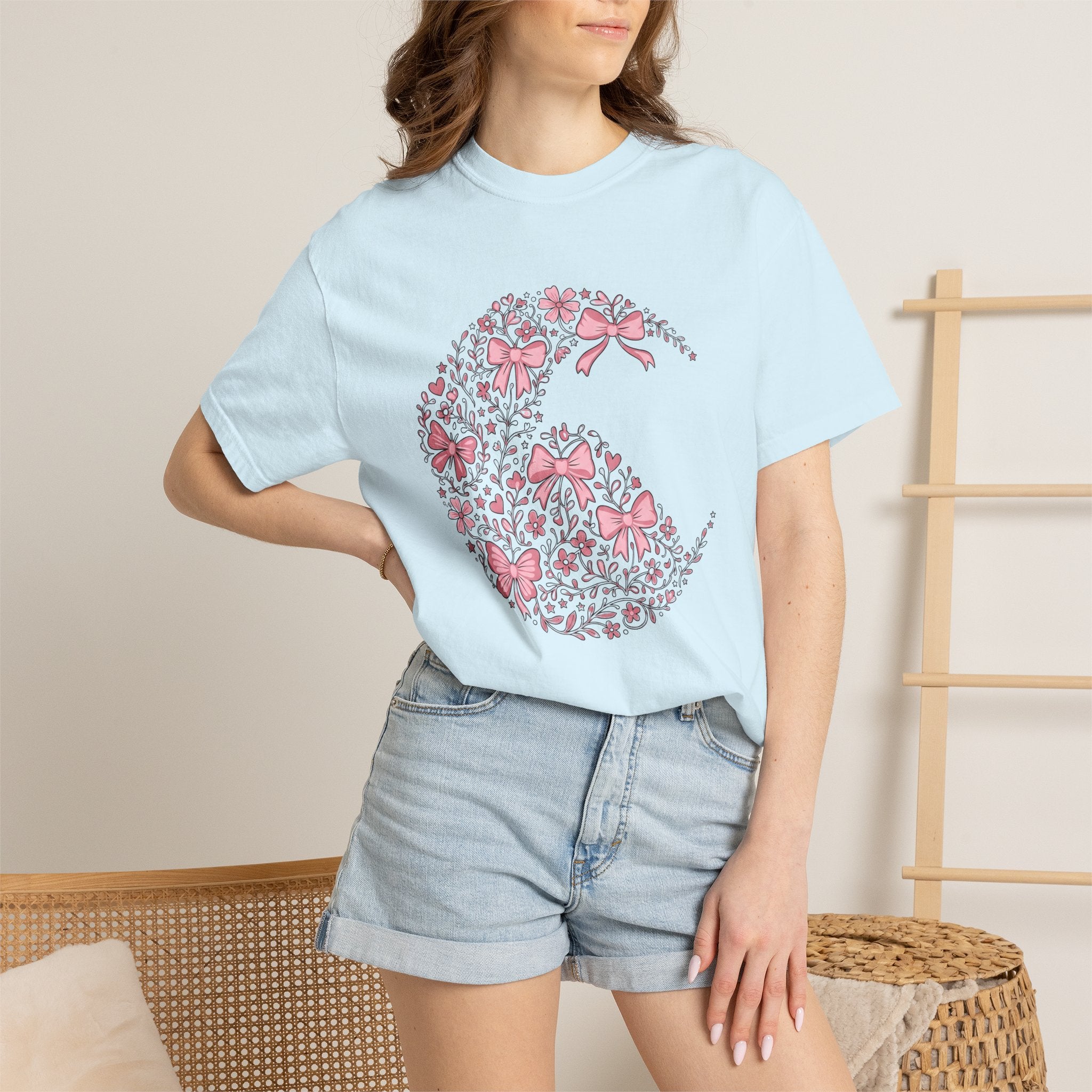 Blossom Bow Heart Shirt St. Valentine's Day Romance Gift Women Playful Tee Heart Bow T-Shirt Valentine Fan Whimsical Tshirt Love Graphic